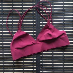 FW$30 nwot UO Out from under bralette xs add on read